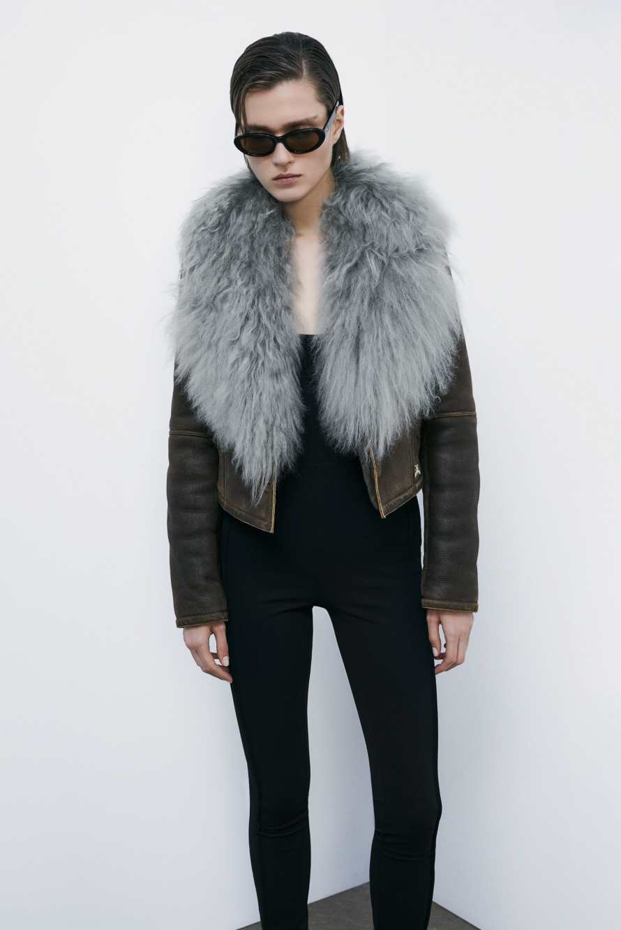 Короткая дублёнка с меховым воротником, коричневый, Patrizia Pepe