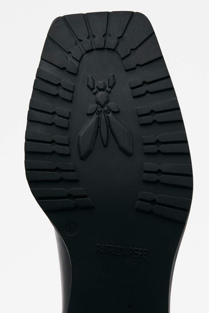 Square leather lace-up shoes, Black, Patrizia Pepe