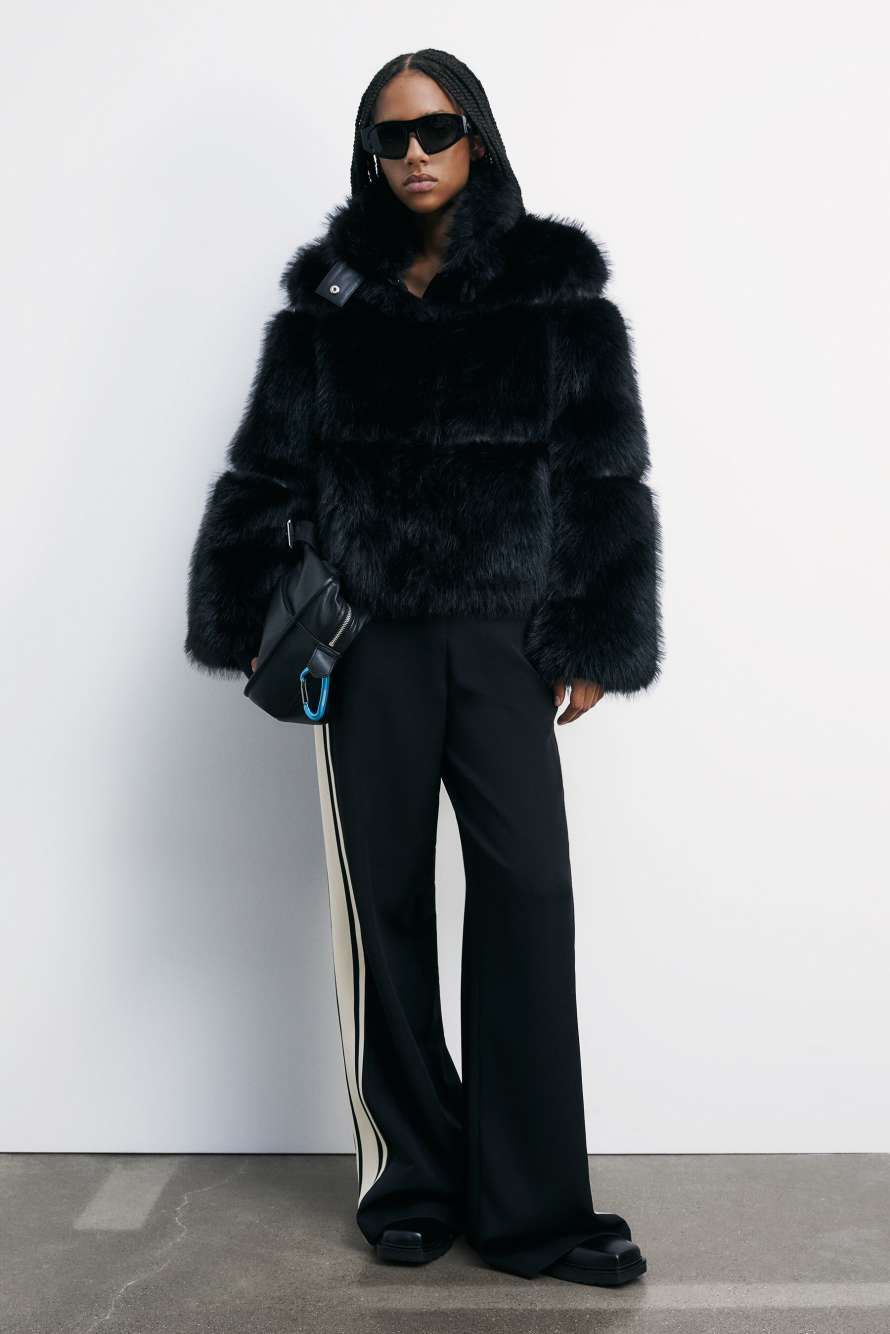 Короткая куртка с ворсом, Черный, Patrizia Pepe