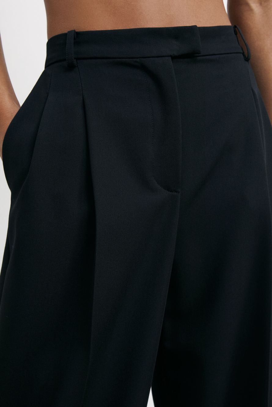 Fluid pants with pleats, Black, Patrizia Pepe