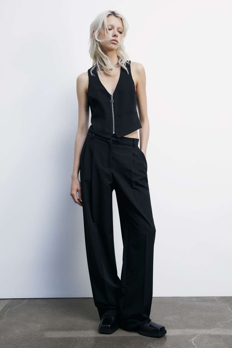 "ESSENTIAL" tailored vest with zipper, Black, Patrizia Pepe