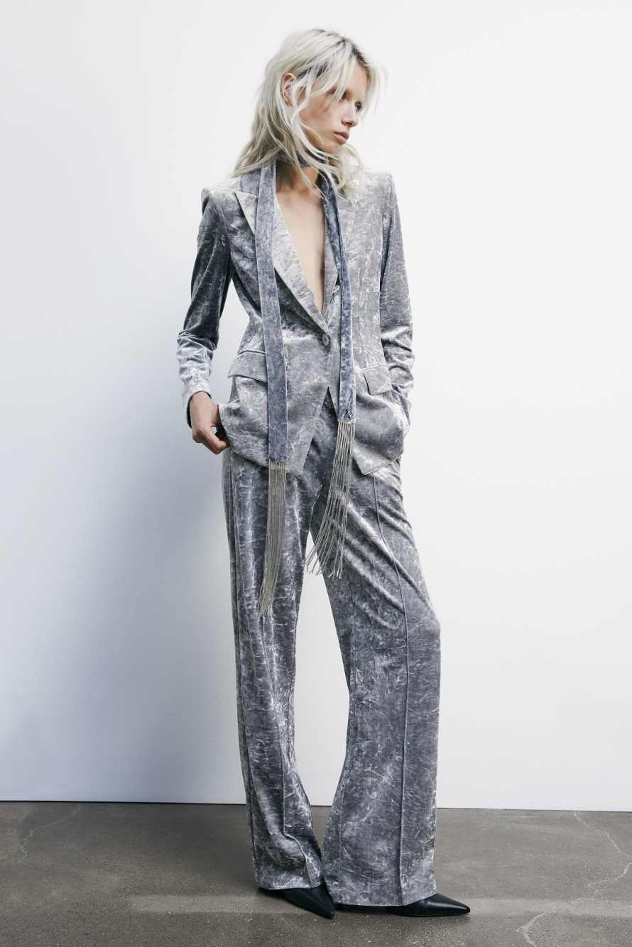 Бархатный шарф с бижутерией, Серый, Patrizia Pepe