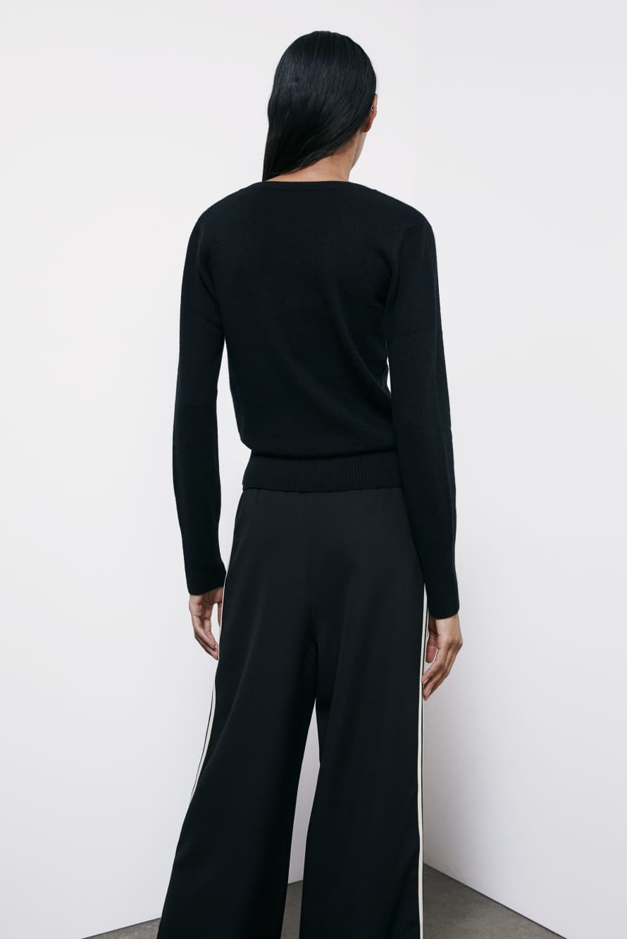 Кашемировый свитер с V-образным вырезом, Черный, Patrizia Pepe