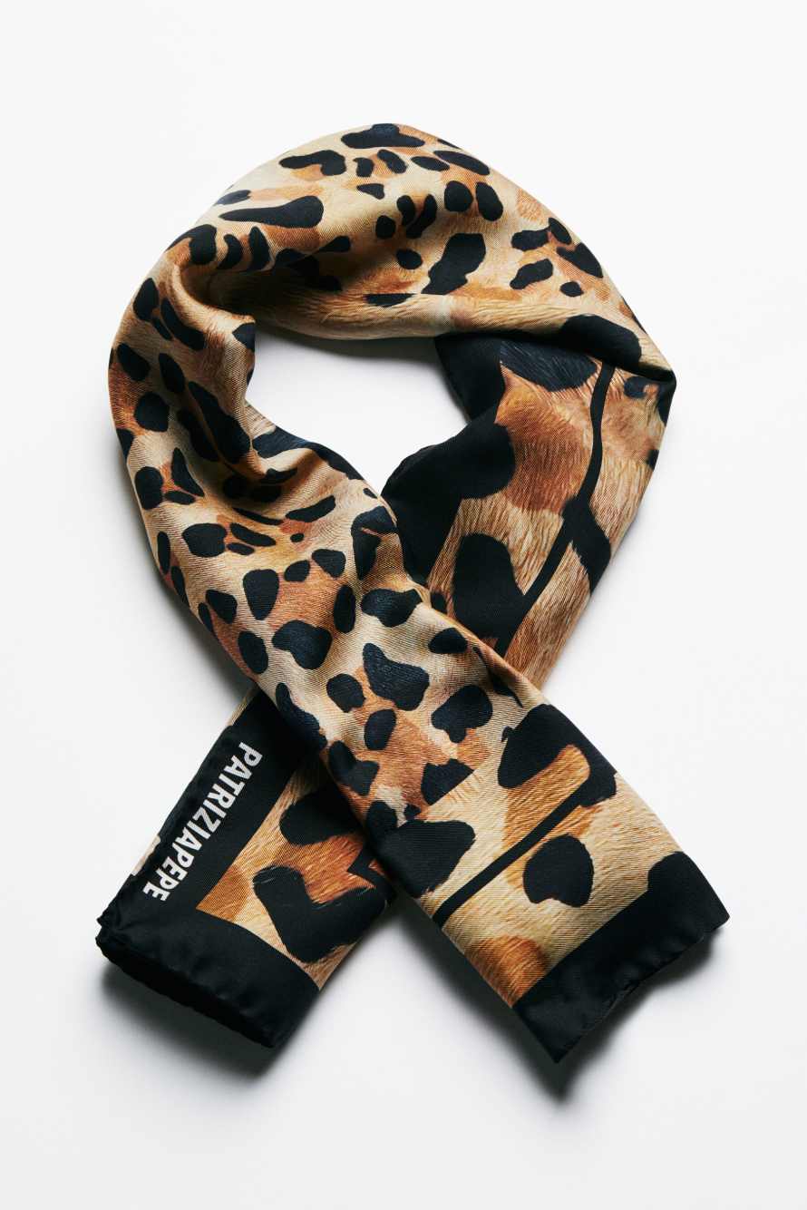 Шёлковый платок с леопардовым принтом, Абстрактная фантазия, Patrizia Pepe