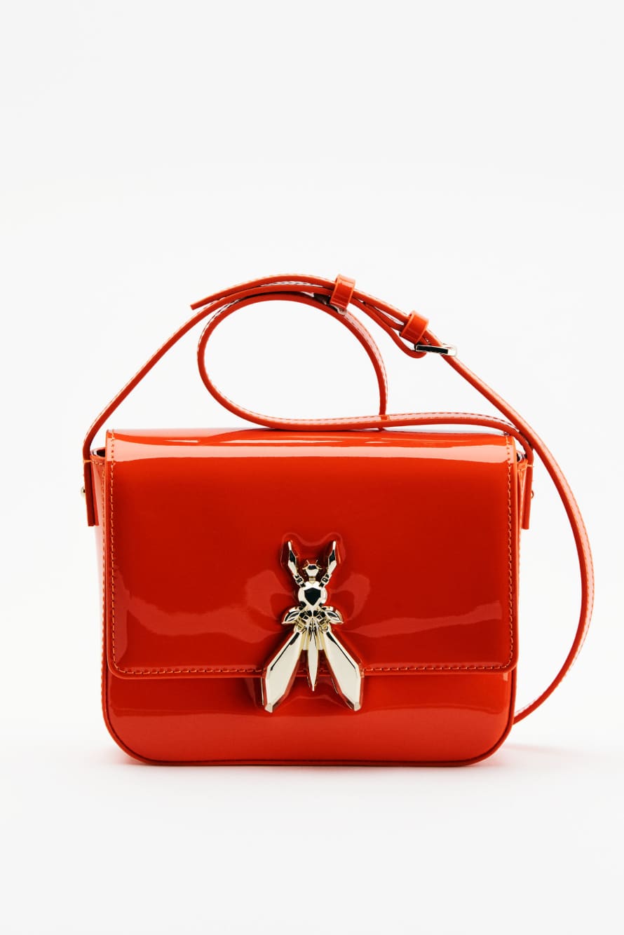 Sac bandouli&egrave;re Essential Fly en cuir verni, Orange, Patrizia Pepe