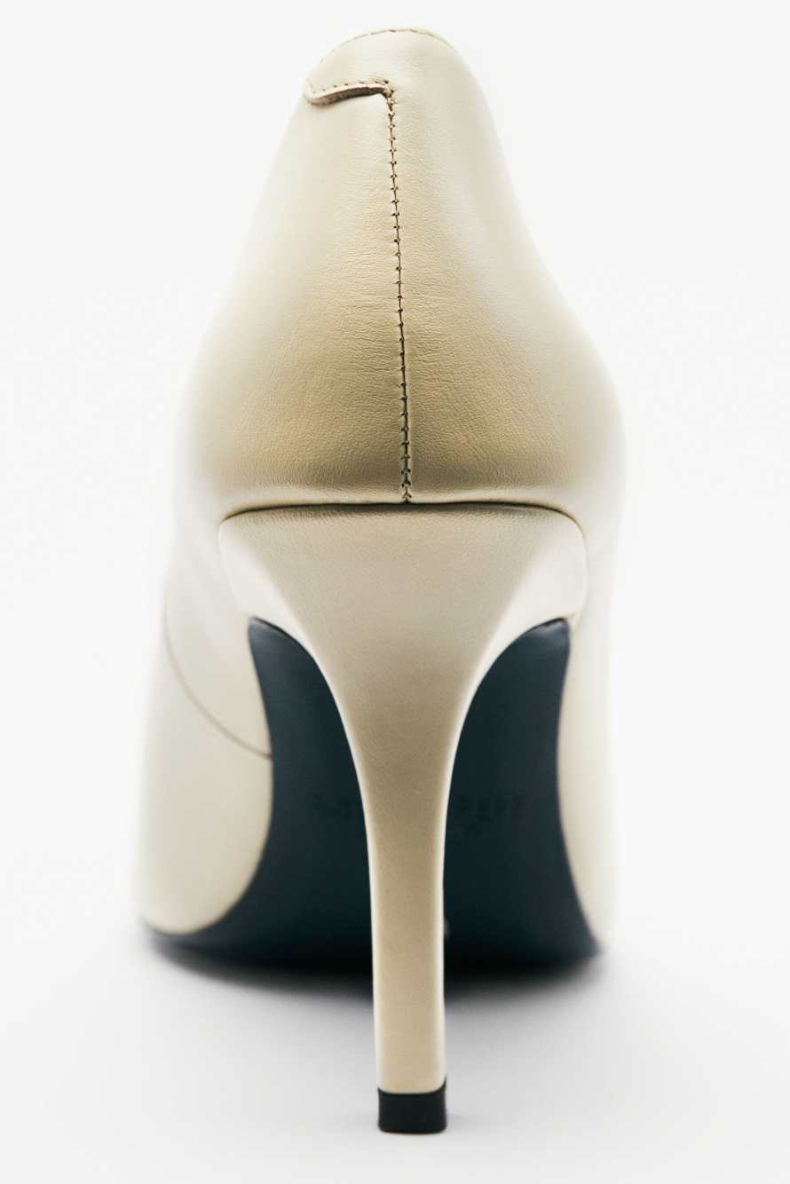 Minimal Shape Leather Pumps, White, Patrizia Pepe