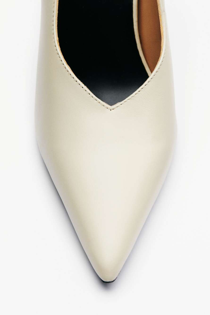 Minimal Shape Leather Pumps, White, Patrizia Pepe