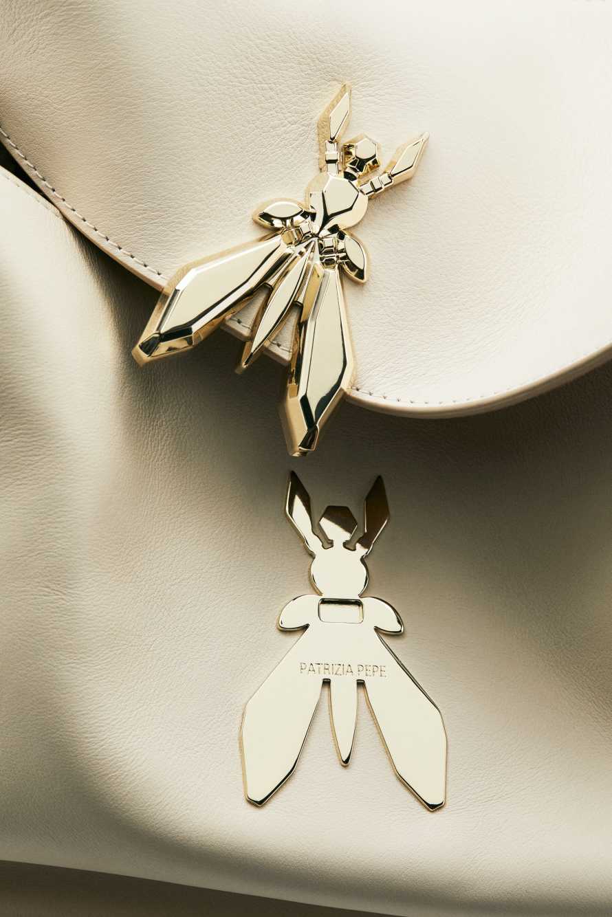 Soft Essential Fly medium leather shoulder bag, White, Patrizia Pepe