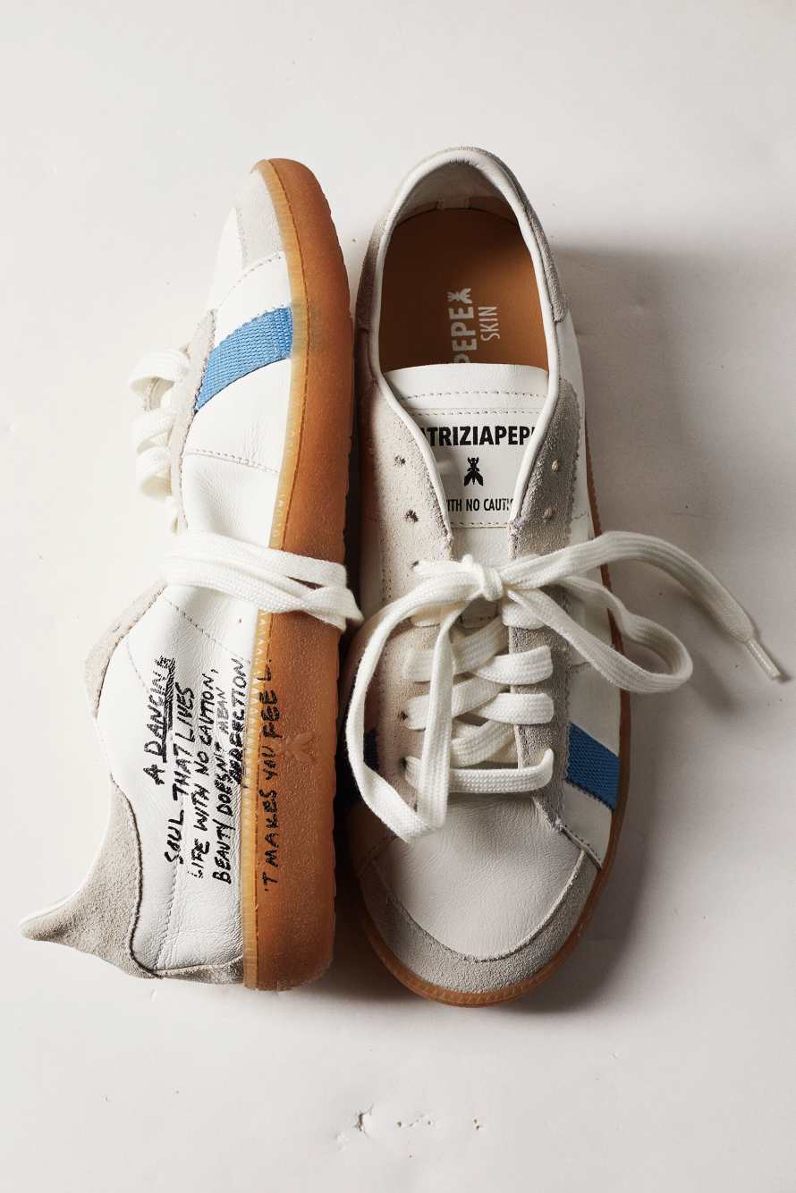 SKIN Sneakers in leather with lettering, White/Blue, Patrizia Pepe