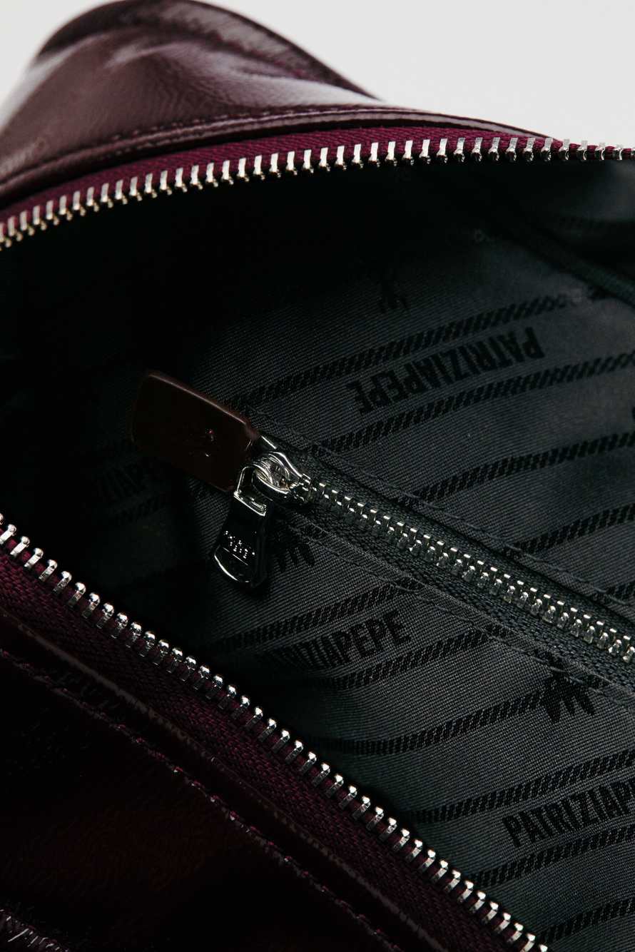 (IM)PERFECTION shopping bag in glossy leather, Bordeaux, Patrizia Pepe
