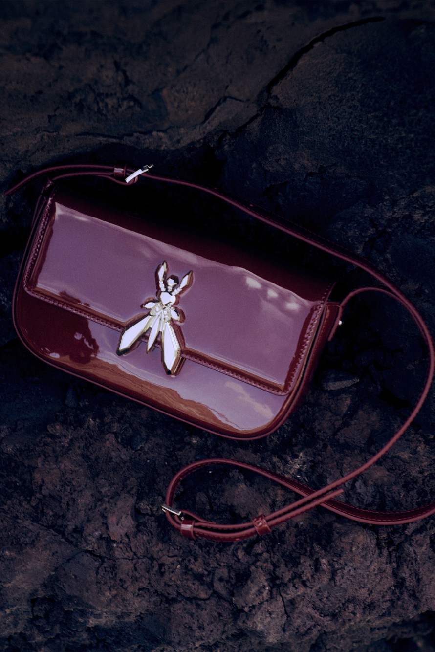 "ESSENTIAL" Fly glossy leather shoulder bag, Red, Patrizia Pepe