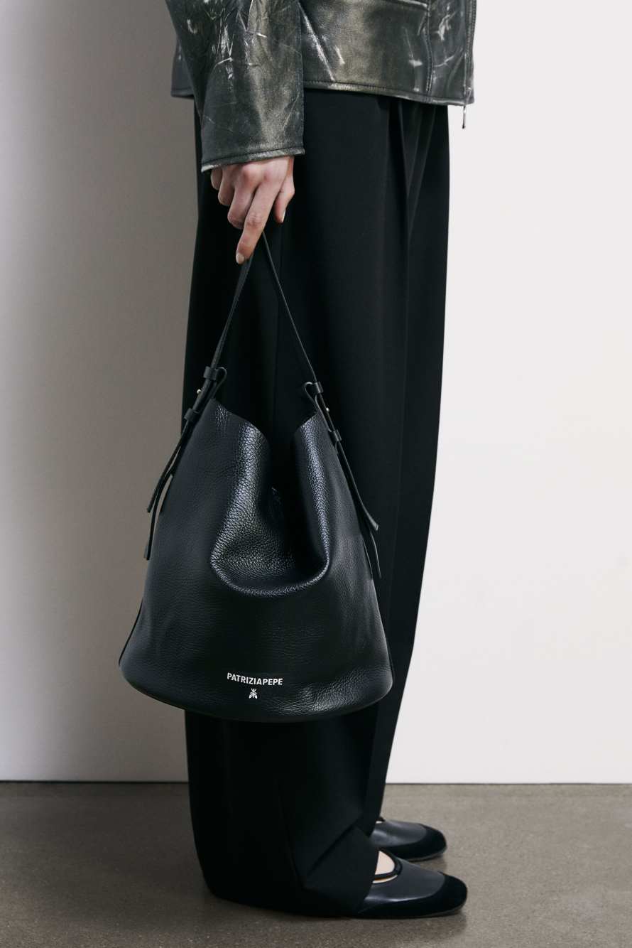 Сумка-ведро Never Complete из тисненой кожи, Черный, Patrizia Pepe