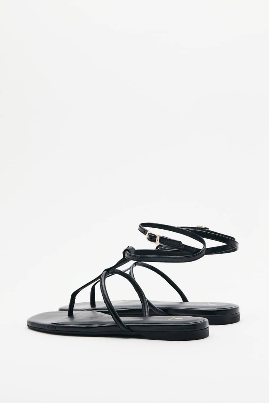 Square Essential Fly thong sandals in nappa leather, Black, Patrizia Pepe