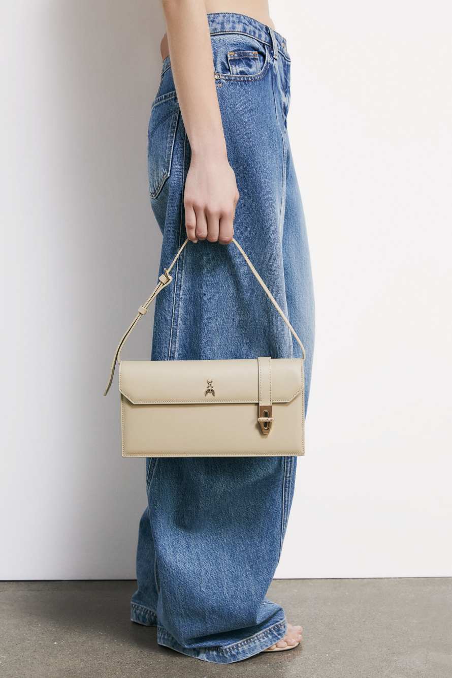 Bolso r&iacute;gido horizontal Modern Utility de piel, Beige