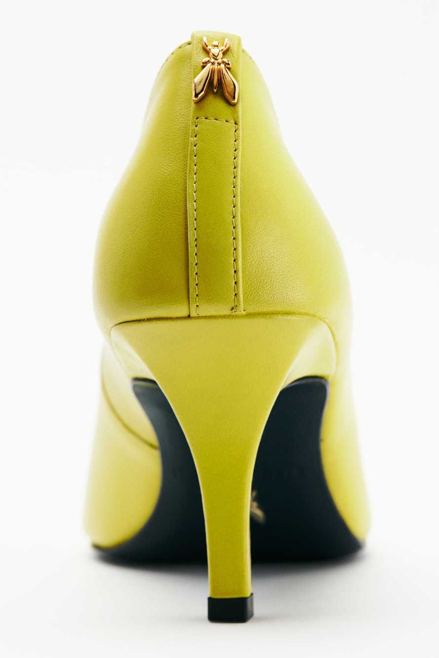 Escarpins New Minimal Shape en cuir brillant, Jaune, Patrizia Pepe