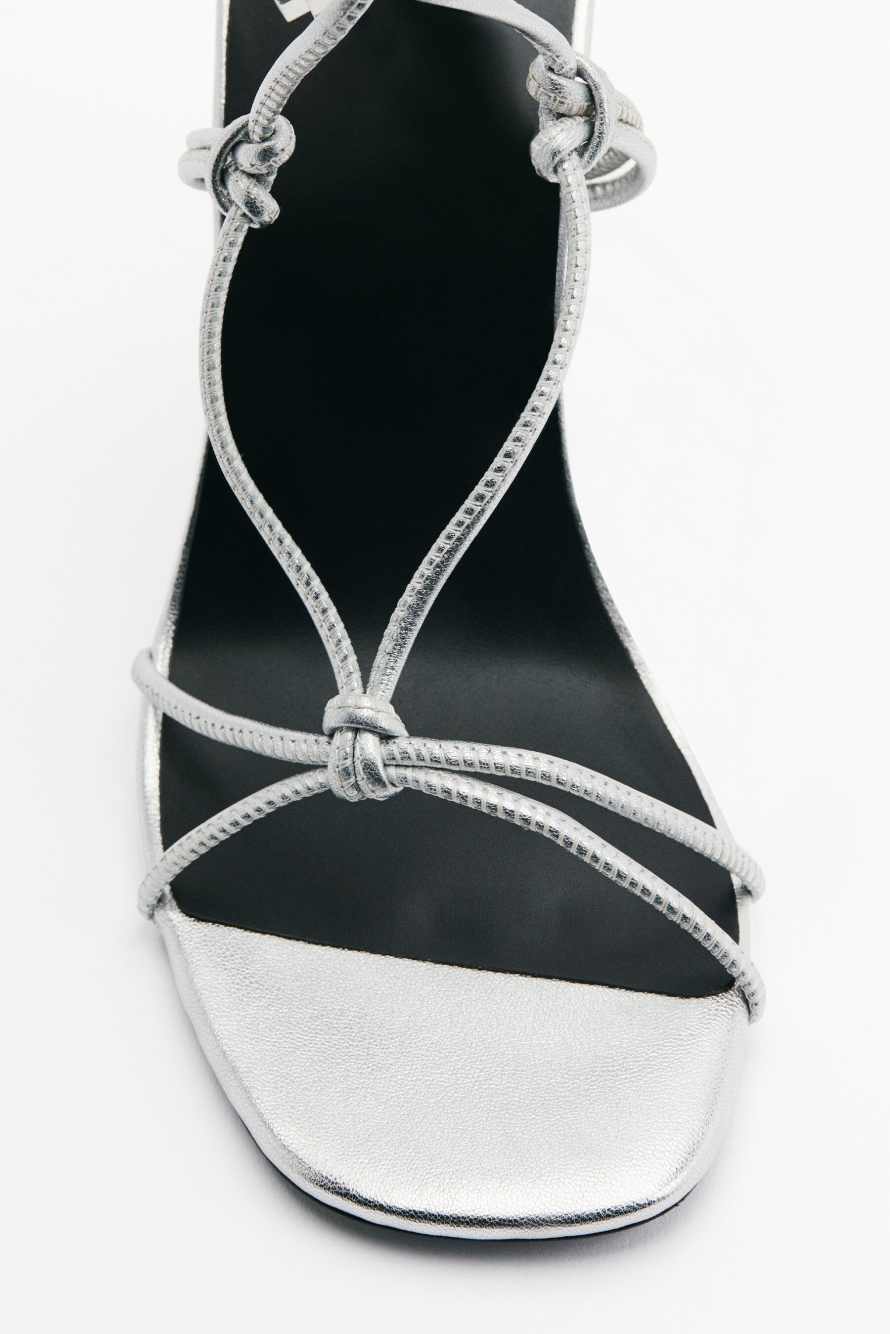 Сандалии с перекрёстными ремешками New Square Laminated, Серебристый, Patrizia Pepe