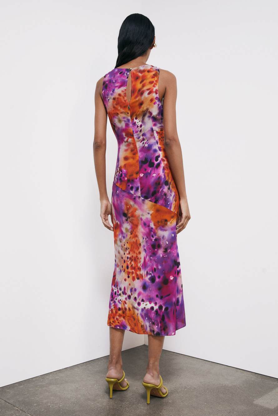 Vestido midi de viscosa estampada, Fantas&iacute;a abstracta