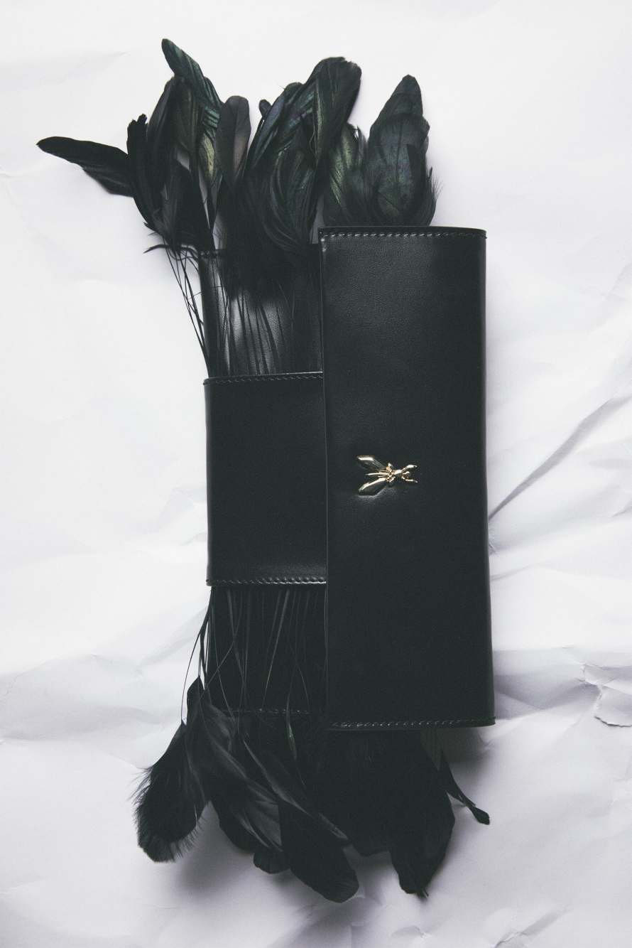 Leather Feather Pochette, Black, Patrizia Pepe