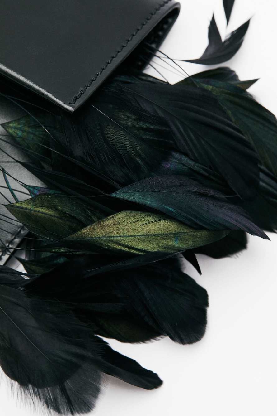 Leather Feather Pochette, Black, Patrizia Pepe