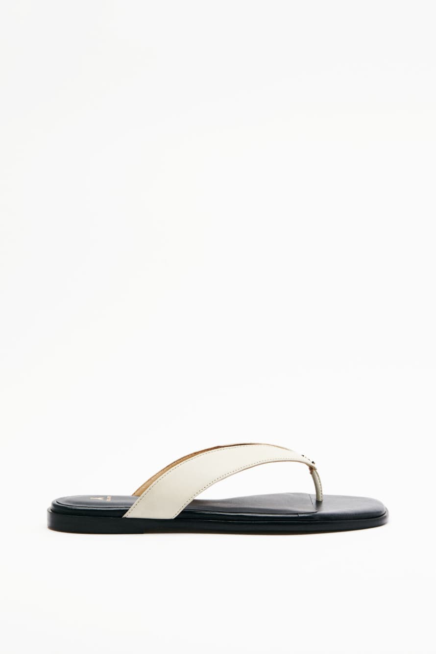 Essential Fly flat thong sandals in nappa leather, White/Black, Patrizia Pepe