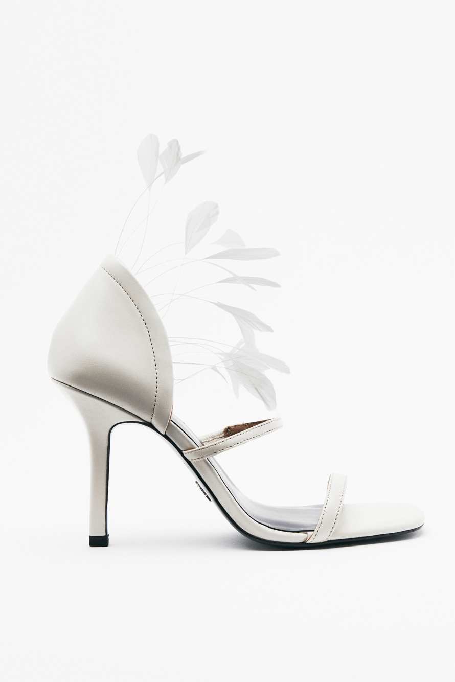 Essential Fly heeled sandals with feather detail in nappa leather, White, Patrizia Pepe