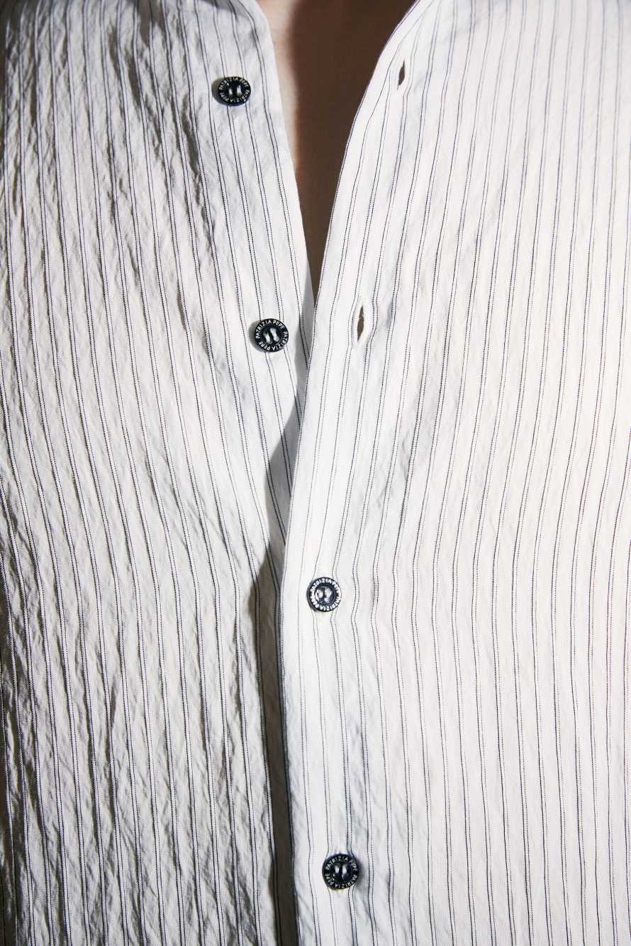 Camisa fluida de rayas diplom&aacute;ticas en viscosa texturizada, Rayas