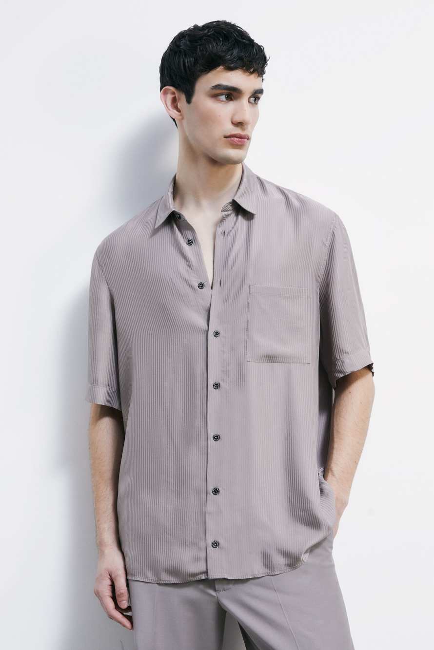 Camisa fluida de manga corta en viscosa jacquard, Gris