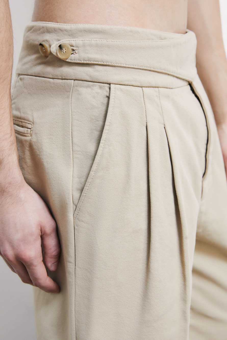 Pantal&oacute;n cargo en algod&oacute;n estructurado, Beige