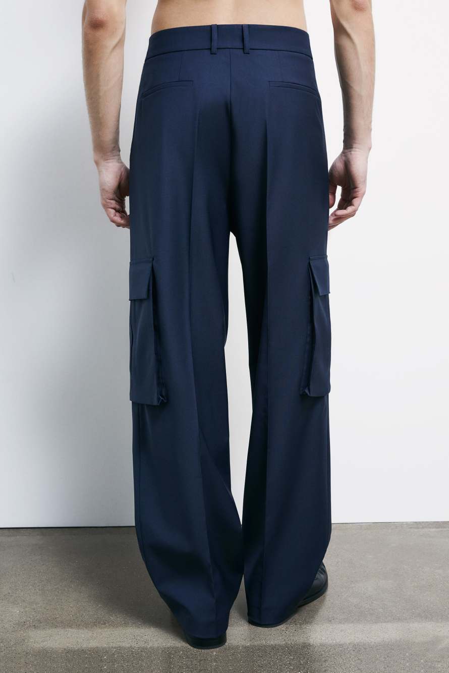 Pantal&oacute;n cargo oversize en mezcla ligera de lana el&aacute;stica, Azul