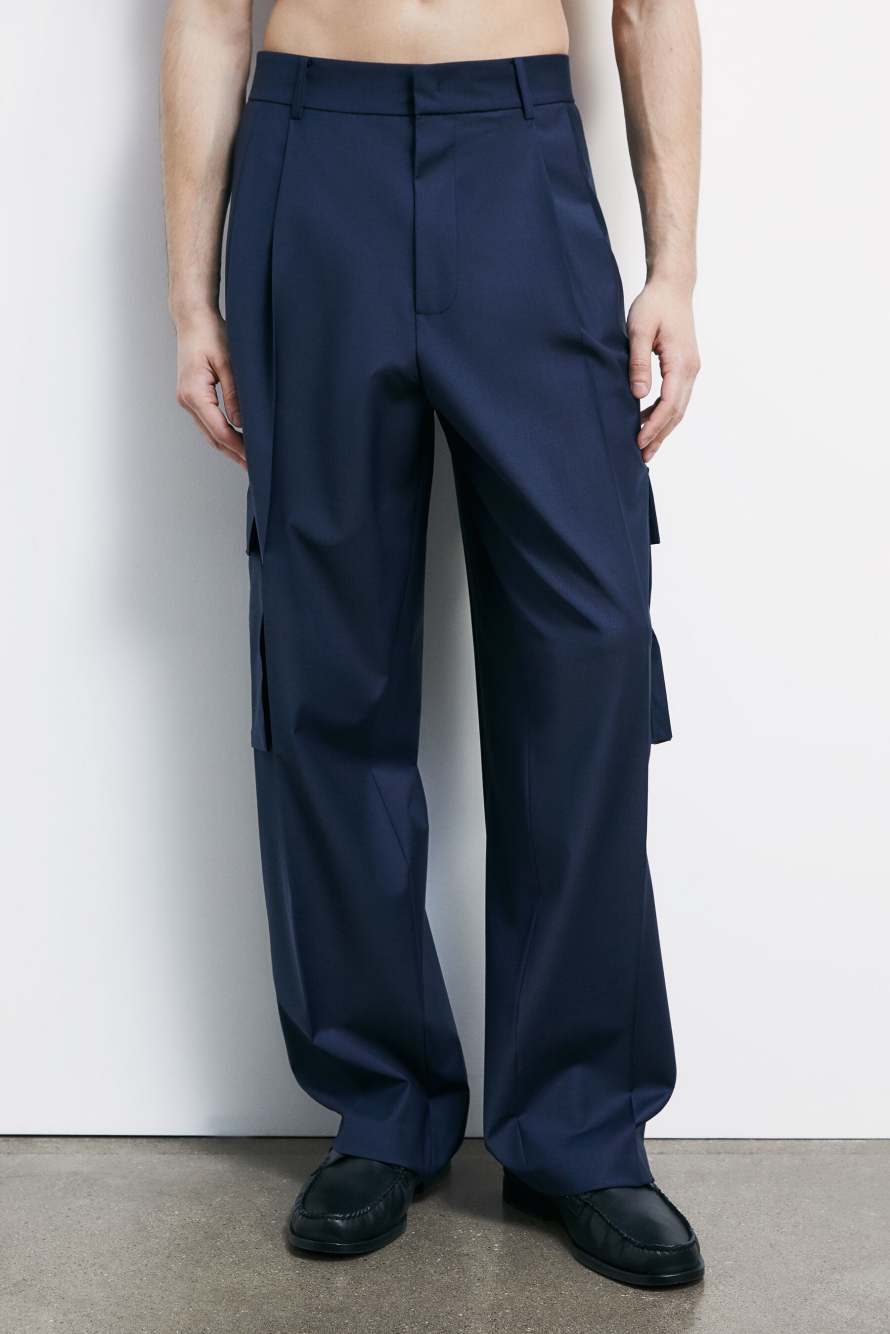 Pantal&oacute;n cargo oversize en mezcla ligera de lana el&aacute;stica, Azul