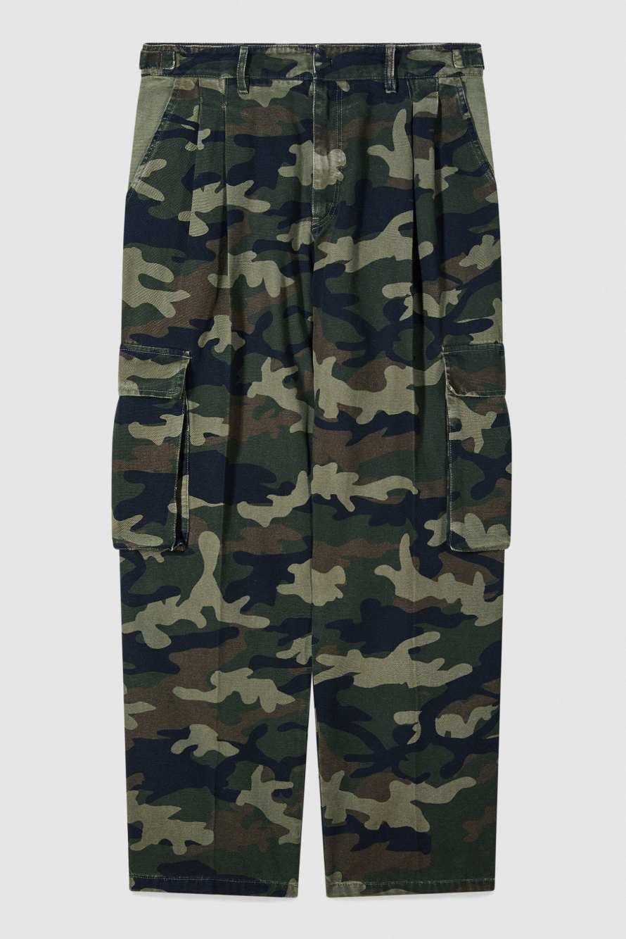 Pantal&oacute;n cargo en algod&oacute;n estructurado con estampado camouflage, Fantas&iacute;a abstracta
