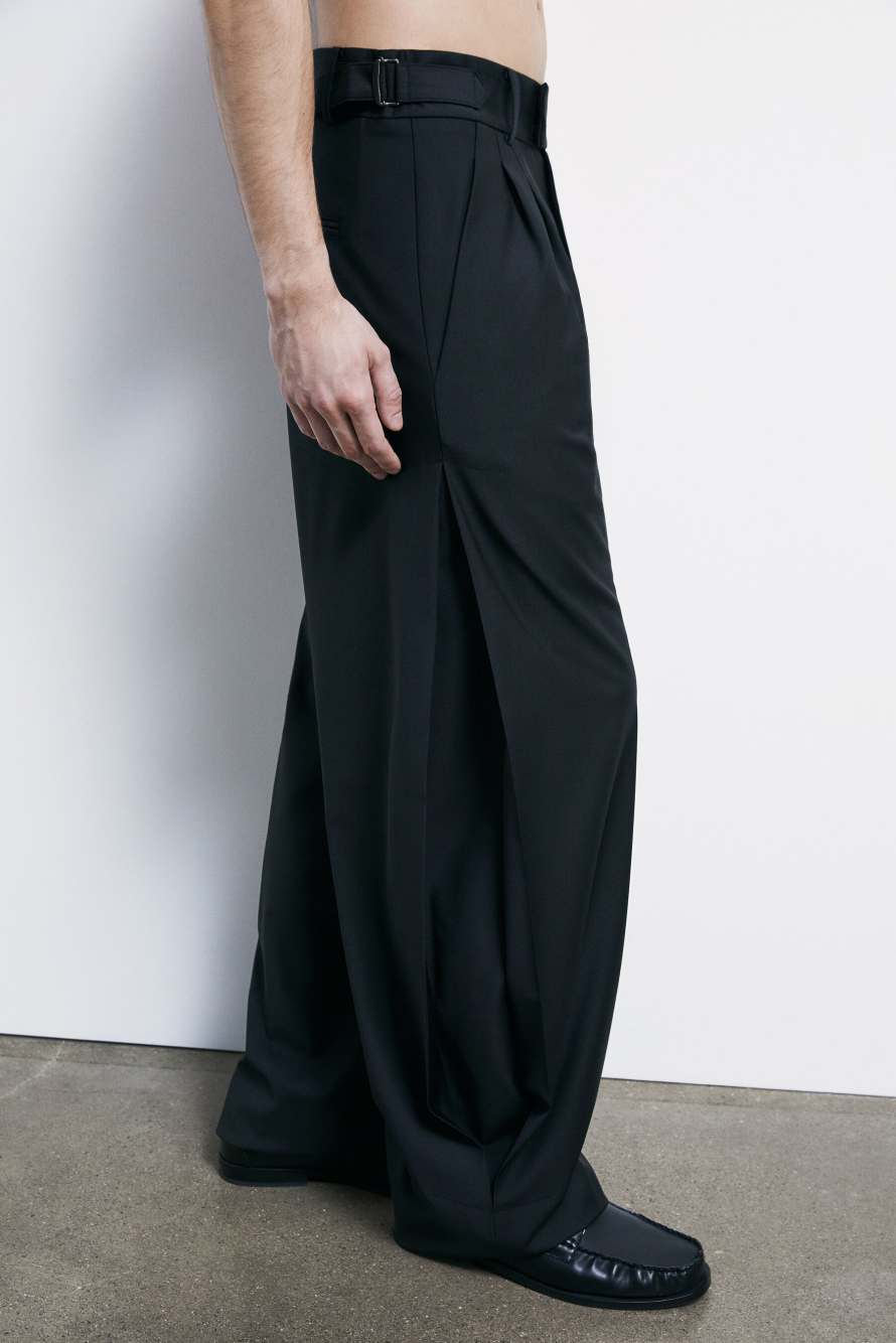 Pantal&oacute;n oversize con pinzas en mezcla ligera de lana el&aacute;stica, Negro