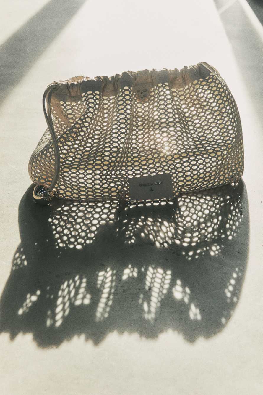 Medium Bubble Clutch in perforated leather, White, Patrizia Pepe