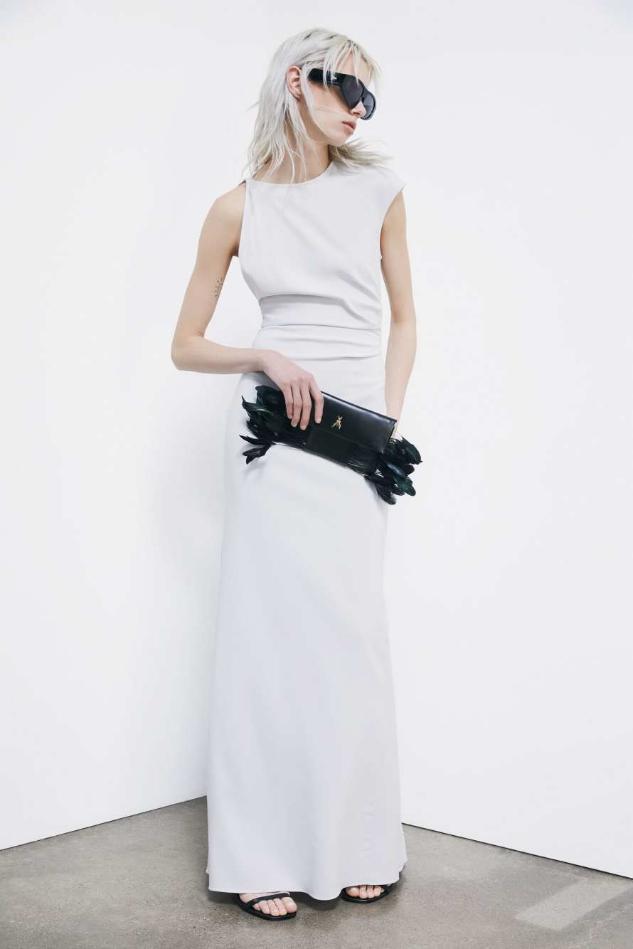 Leather Feather Pochette, Black, Patrizia Pepe