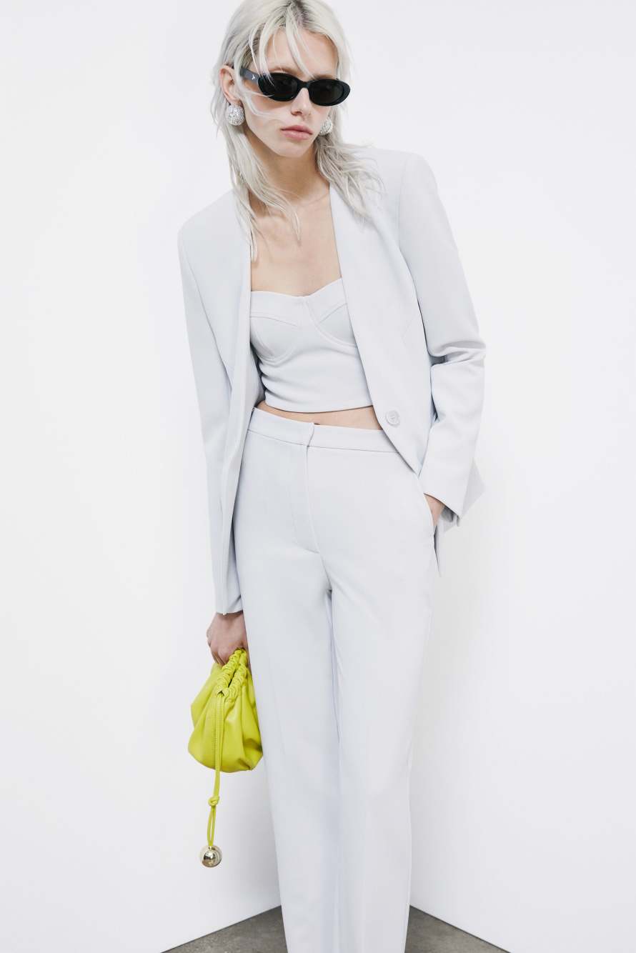 Bustier estructurado de crep&eacute;, Gris