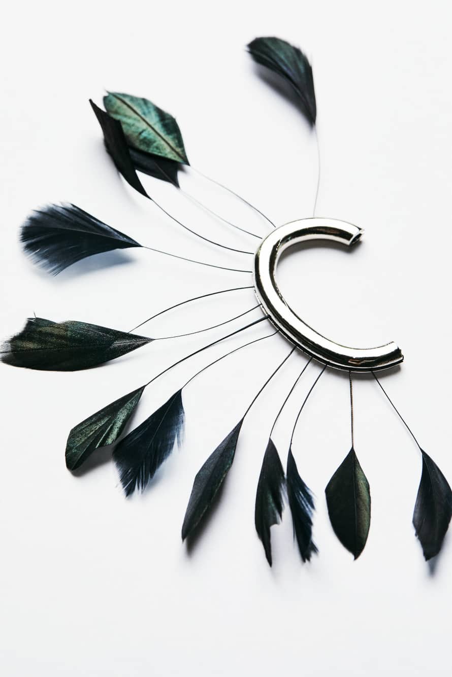 Feather ear cuff, Black/Silver, Patrizia Pepe