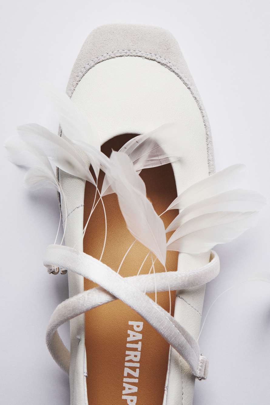 Dancing-SKIN-Ballerinas mit Federdetail, Wei&szlig;, Patrizia Pepe
