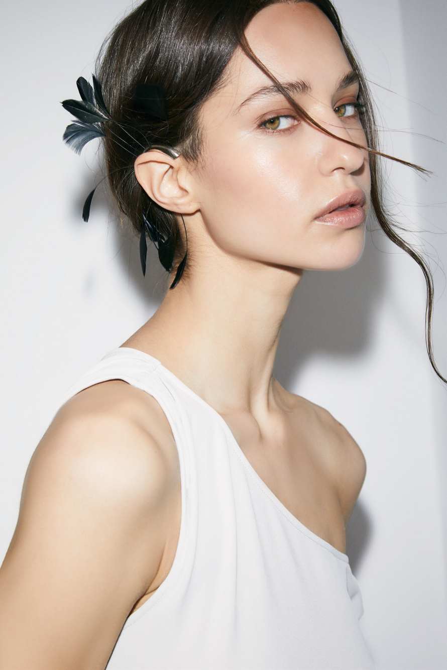 Feather ear cuff, Black/Silver, Patrizia Pepe