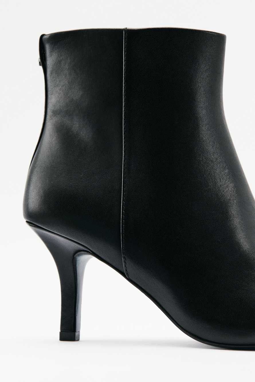 Leather ankle boots with heel, Black/Silver, Patrizia Pepe