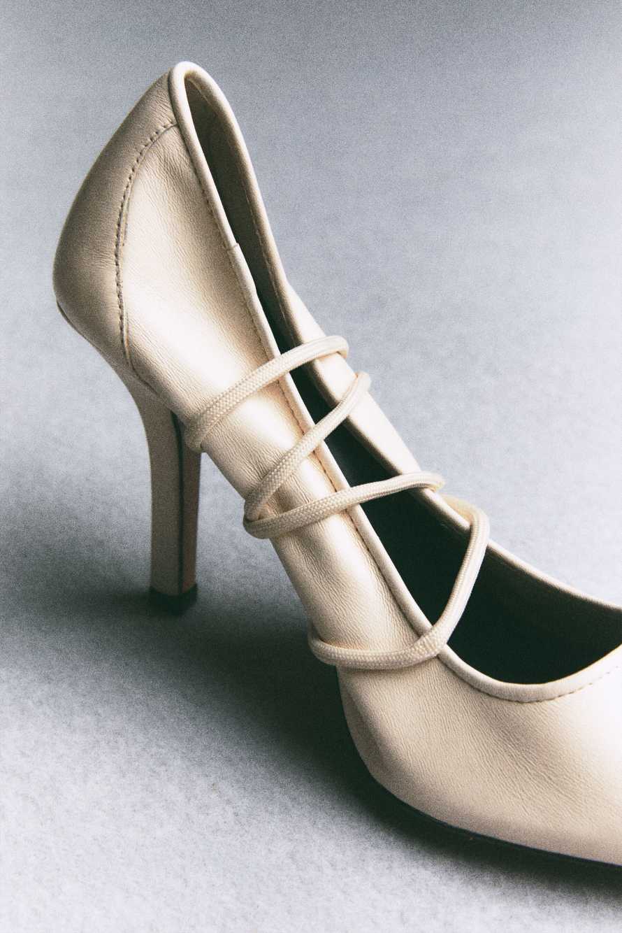 Zapatos de sal&oacute;n SKIN en napa, Blanco