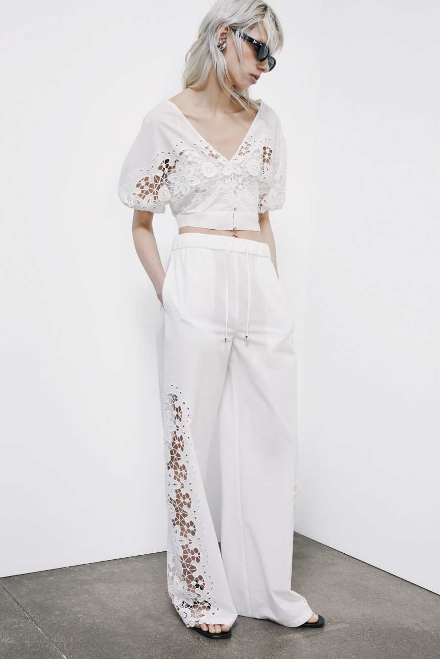 Cotton top with floral embroidery, White, Patrizia Pepe