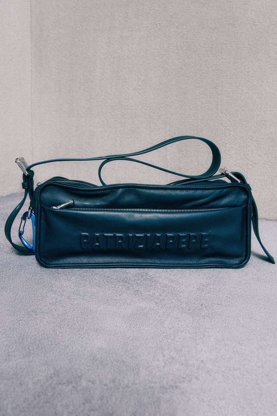 (IM)PERFECTION medium leather crossbody bag, Blue, Patrizia Pepe