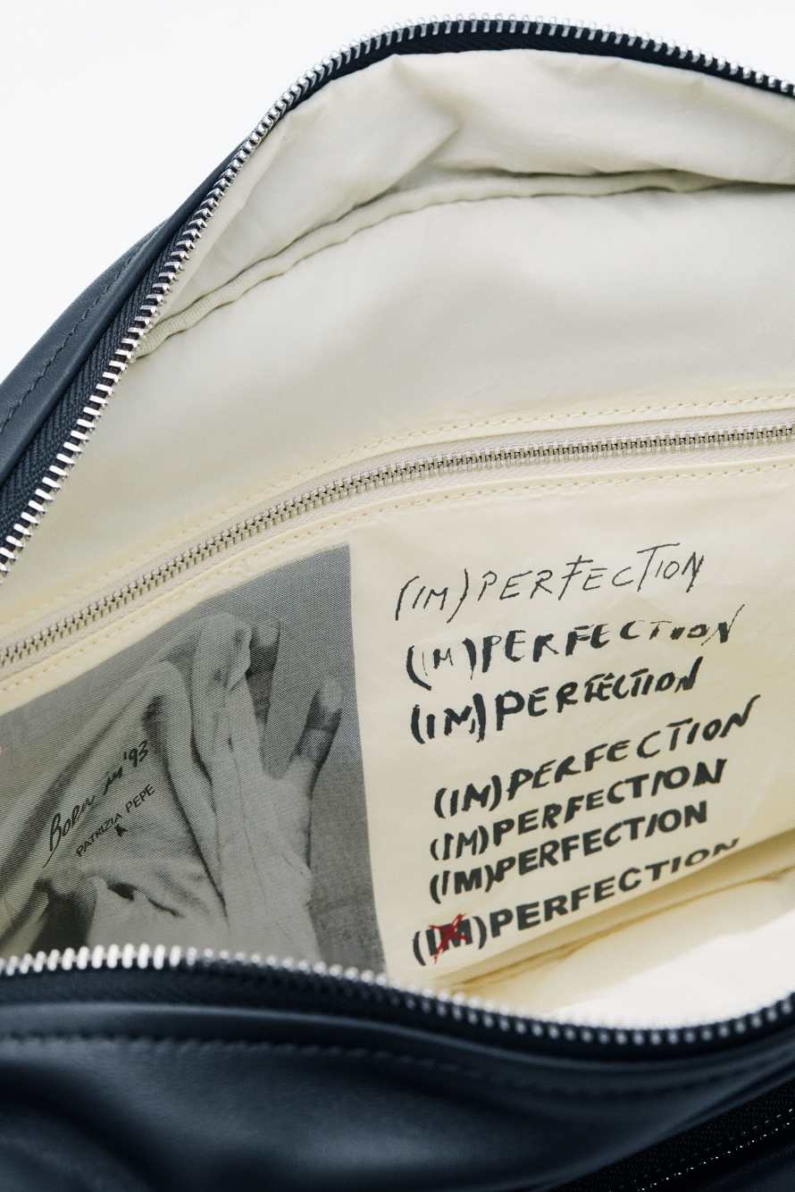 (IM)PERFECTION shopping bag in leather, Blue, Patrizia Pepe