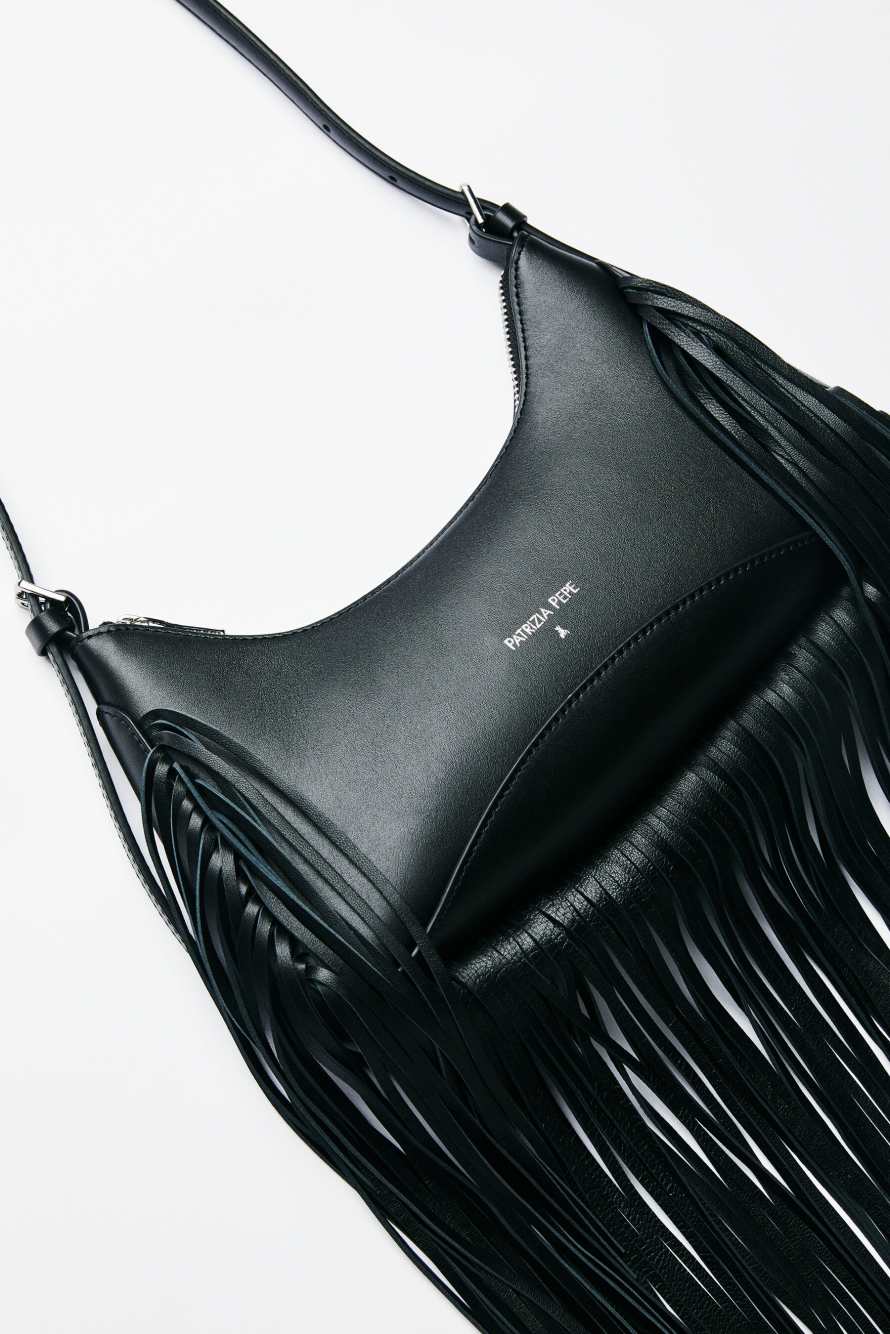 Leather shoulder bag with fringes, Black, Patrizia Pepe