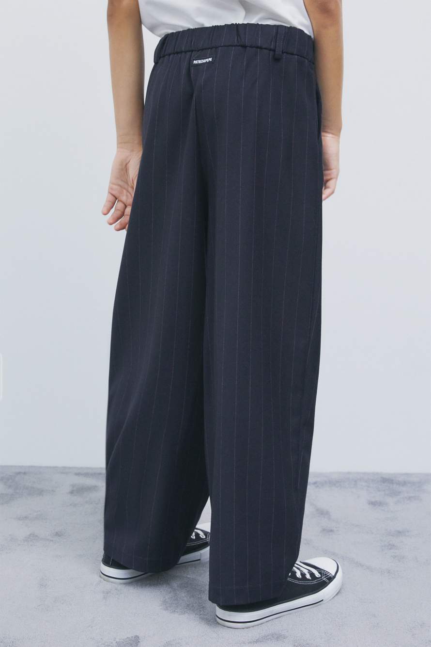 Fluid pinstripe trousers with pleats, Blue/Fuchsia, Patrizia Pepe