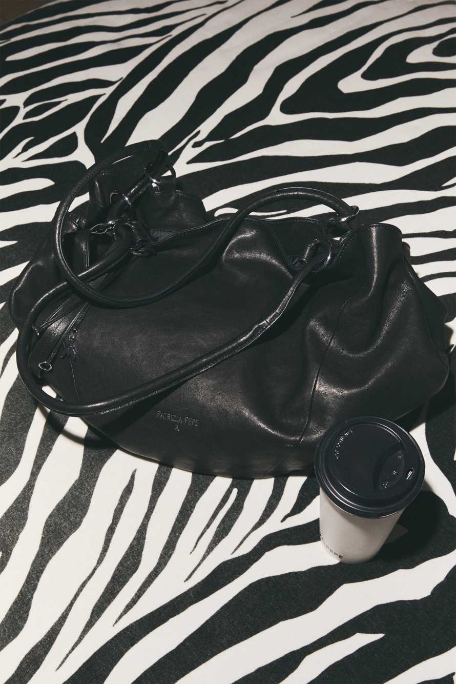 Black Horse leather bucket bag, Black, Patrizia Pepe