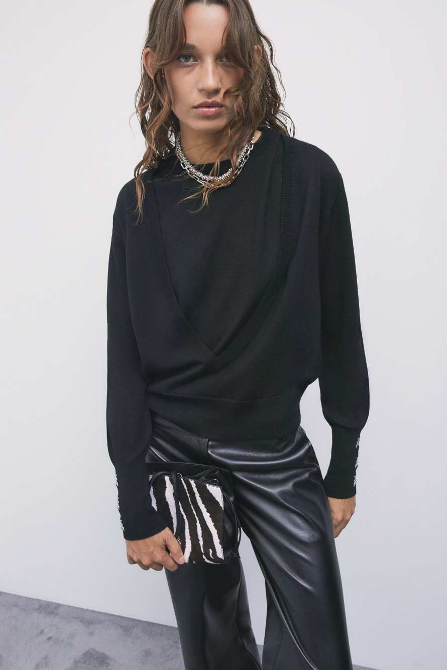 Wool jumper with deep layered V-neck, Black, Patrizia Pepe
