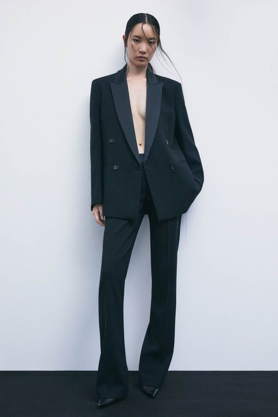 &ldquo;My SKIN Tailoring&rdquo; straight-leg trousers in cr&ecirc;pe with satin details, Black, Patrizia Pepe