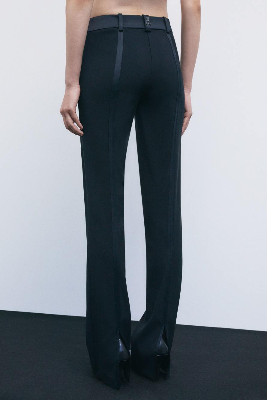 &ldquo;My SKIN Tailoring&rdquo; straight-leg trousers in cr&ecirc;pe with satin details, Black, Patrizia Pepe
