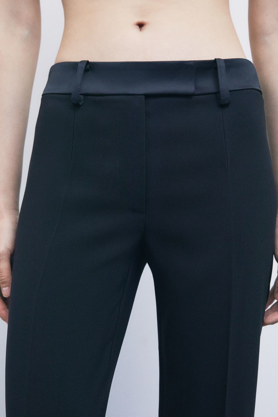 &ldquo;My SKIN Tailoring&rdquo; straight-leg trousers in cr&ecirc;pe with satin details, Black, Patrizia Pepe